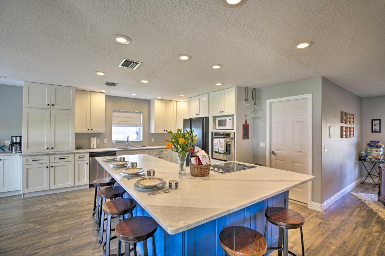 Waterfront Lake Placid Home With Dock And Fire Pit المظهر الخارجي الصورة
