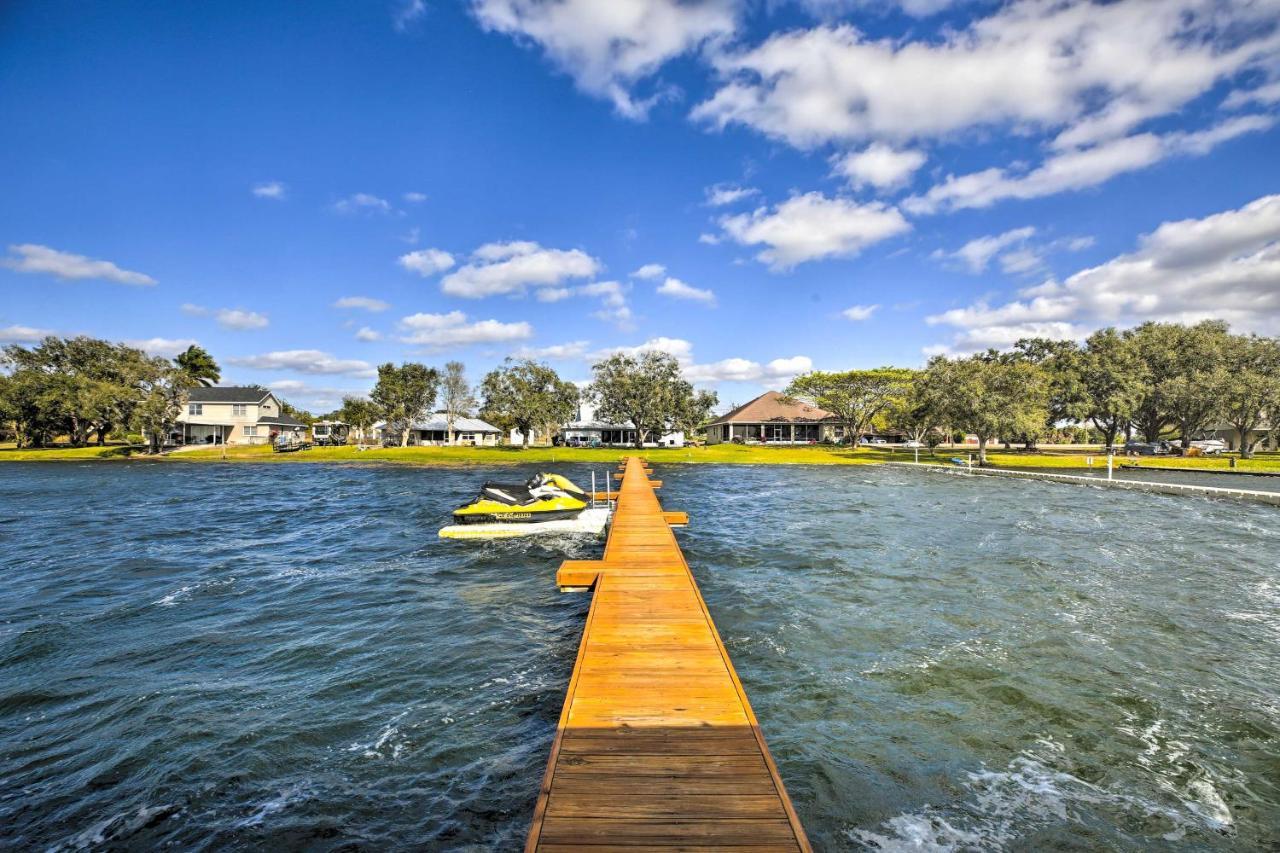 Waterfront Lake Placid Home With Dock And Fire Pit المظهر الخارجي الصورة