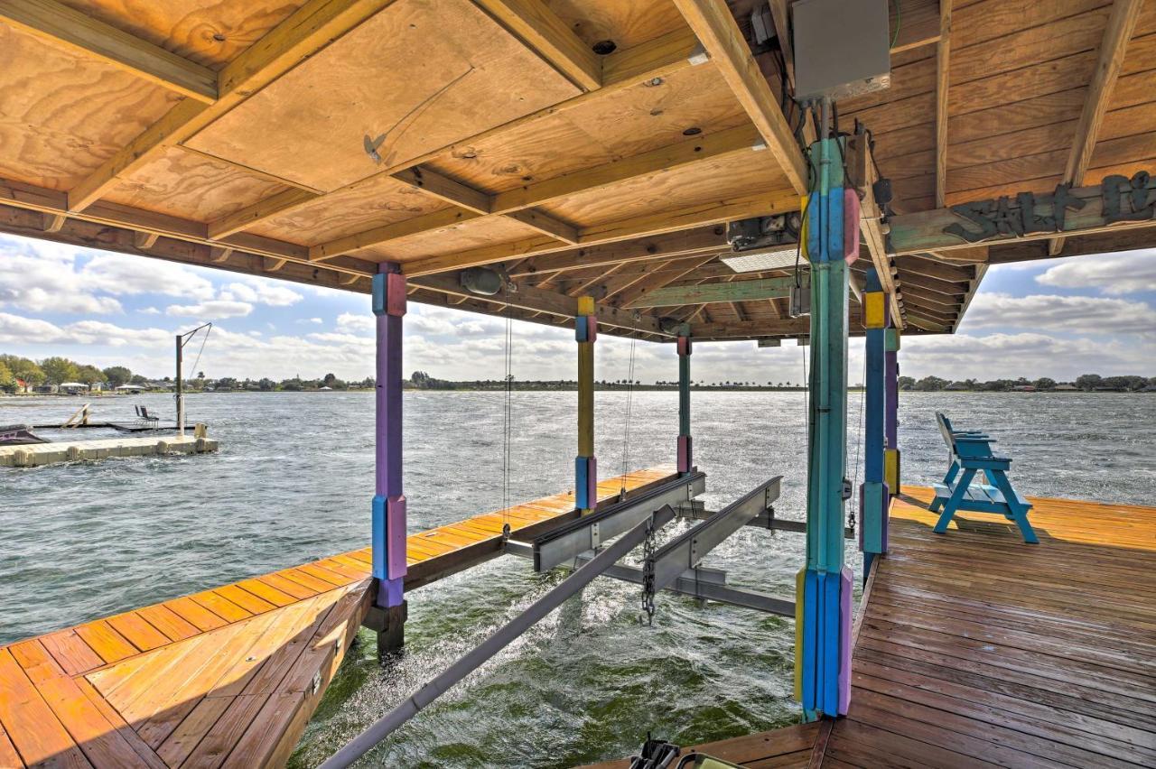 Waterfront Lake Placid Home With Dock And Fire Pit المظهر الخارجي الصورة
